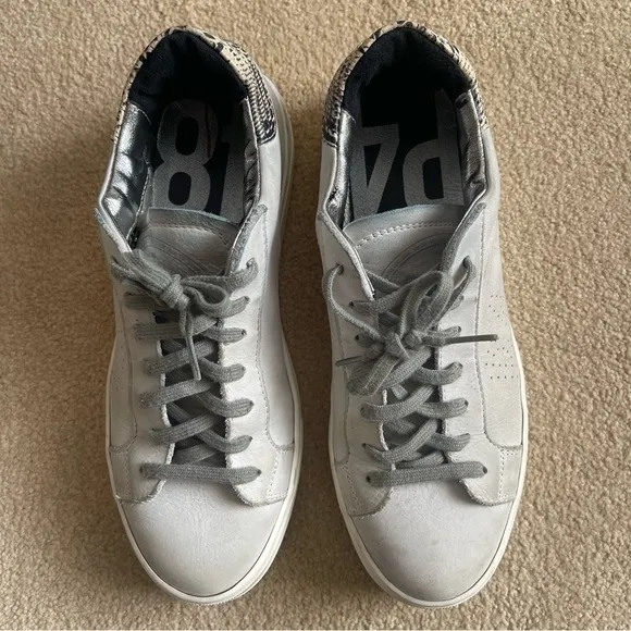P448 Thea Platform Laser Lace Up Sneakers 41 Light Gray Metallic Snakeprint