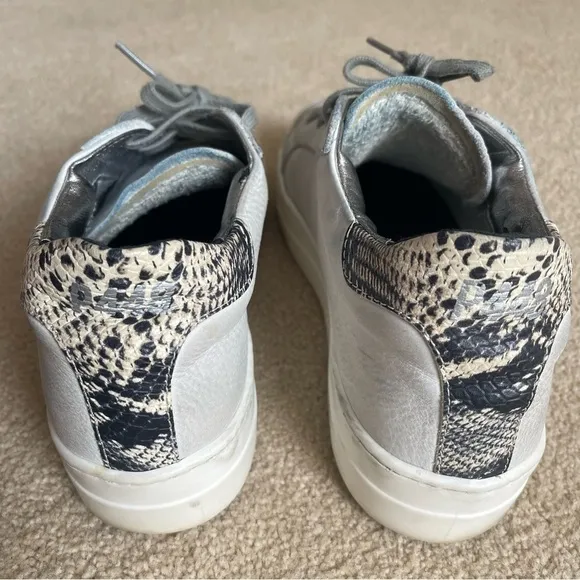 P448 Thea Platform Laser Lace Up Sneakers 41 Light Gray Metallic Snakeprint