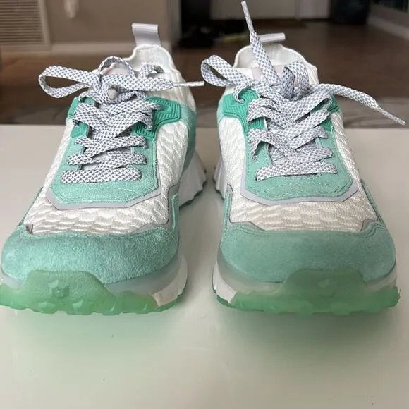 P448 Women’s Lightning Platform Sneakers
