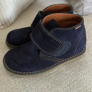 Pablosky kids genuine suede navy blue Velcro booties