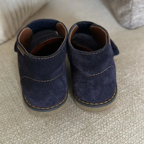 Pablosky kids genuine suede navy blue Velcro booties