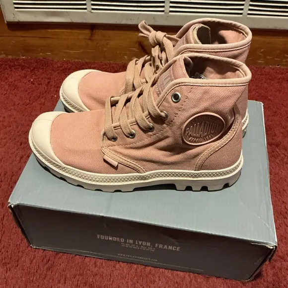 Palladium Pampa Hi rose brick color