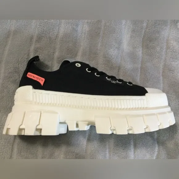 Palladium Women’s Black/White Revolt Platform Sneakers