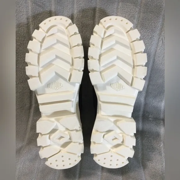 Palladium Women’s Black/White Revolt Platform Sneakers