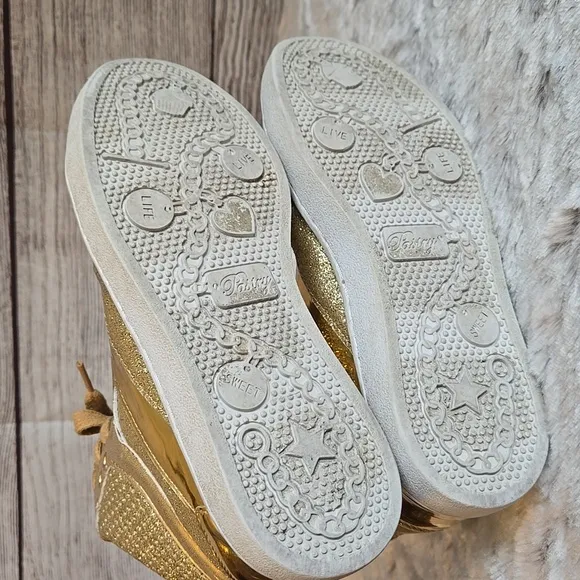 Pastry Gold High Top Dance Sneakers, Girls Size 3, Great Condition