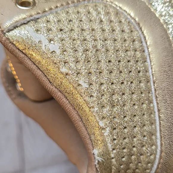 Pastry Gold High Top Dance Sneakers, Girls Size 3, Great Condition