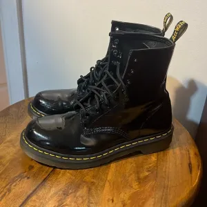Patent Leather Dr Martens
