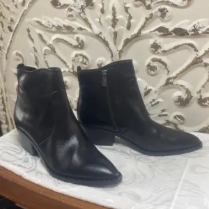 Patricia Nash Black Leather‎ Heeled Ankle Boots