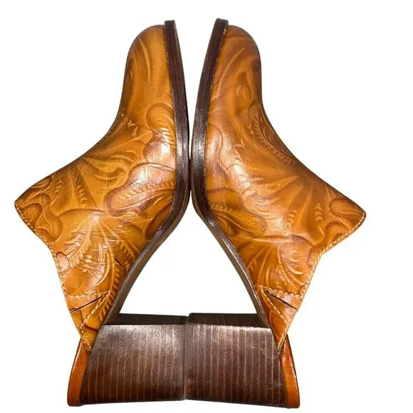 Patricia Nash tooled leather clogs shoes women’s 8 western cowgirl mules artsy