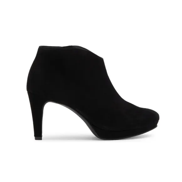 Paul Green Elle Bootie Black Suede‎ Size NWOT. Size: 9 US 6.5 AU