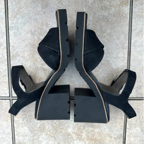 Paul Green Leora Black Leather Block Sandals
