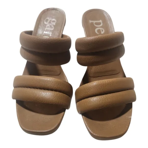 Pedro Garcia Clea Padded Goatskin Kitten-heel Sandals In Black 8.5