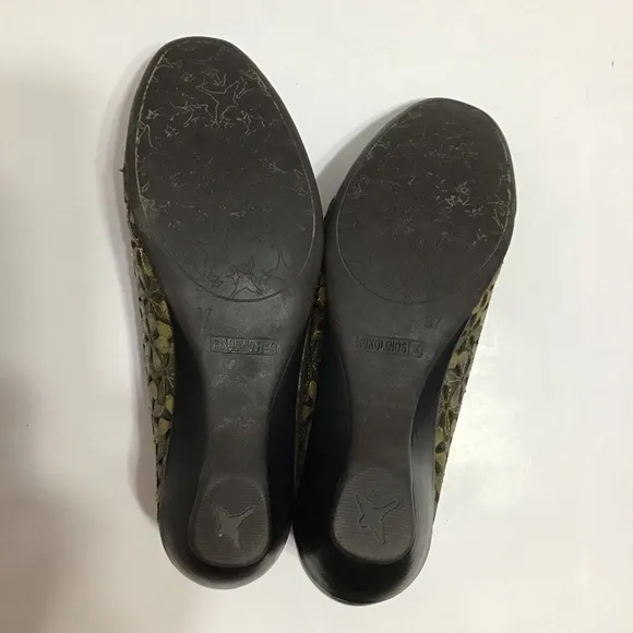 Pikolinos Leather Perforated Embroidered Slip On Low Wedge Shoes Sz 6.5 Women’s