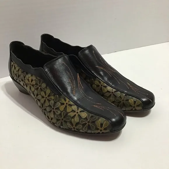 Pikolinos Leather Perforated Embroidered Slip On Low Wedge Shoes Sz 6.5 Women’s