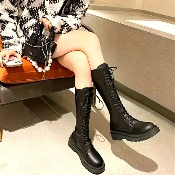 Platform lace-up combat boots sz 7