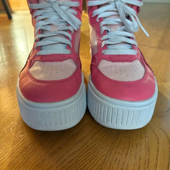 PUMA PINK WHITE SNEAKERS SHOES KARMEN REBELLE MID JR 388729 hi top girls size 4