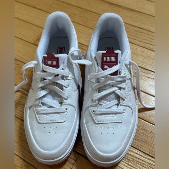 Puma Platform Sneakers While Leather, Dusty Orchid Stripe  Size 8 1/2 women’s