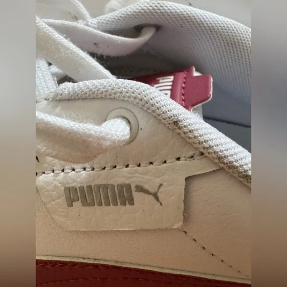 Puma Platform Sneakers While Leather, Dusty Orchid Stripe  Size 8 1/2 women’s