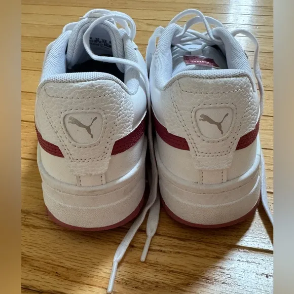 Puma Platform Sneakers While Leather, Dusty Orchid Stripe  Size 8 1/2 women’s