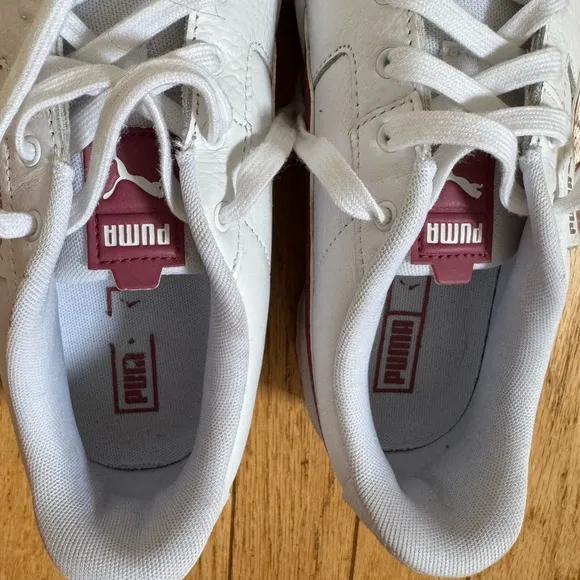 Puma Platform Sneakers While Leather, Dusty Orchid Stripe  Size 8 1/2 women’s