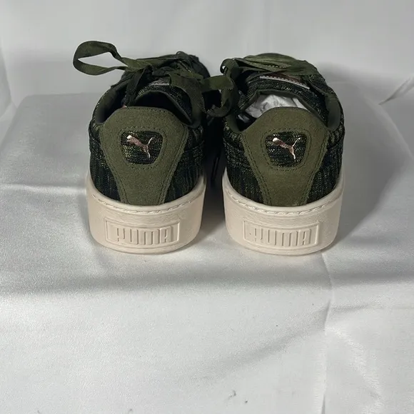 Puma Size 8 Basket Platform VR Women’s