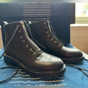 Rag &amp; Bone Cannon Front-zip Leather Ankle Boots- Size 7.5/ 37.5
