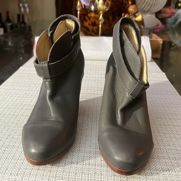 Rag &amp; Bone Harrow Grey Gray Leather Bootie Boot Shoe 35