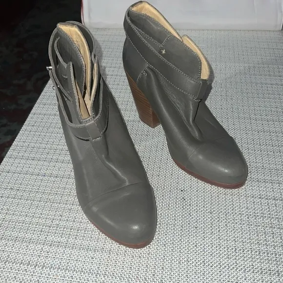 Rag &amp; Bone Harrow Grey Gray Leather Bootie Boot Shoe 35