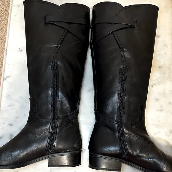Ralph Lauren “Lauren” women’s black knee high boots leather gold hardware SZ 6.5