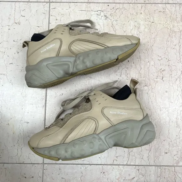 RARE Acne Studios Beige Manhattan Platform Sneakers