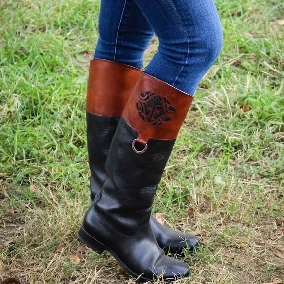 Rare Frye Two Tone Melissa riding boots