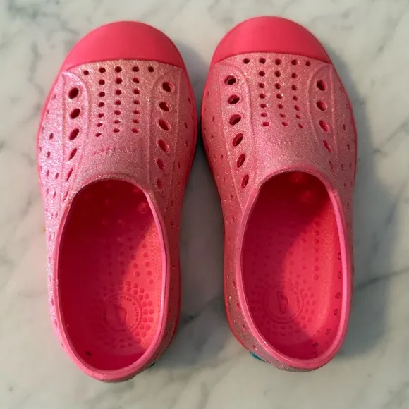 RARE Native Jefferson Pink Glitter Pink Slip-On Shoes