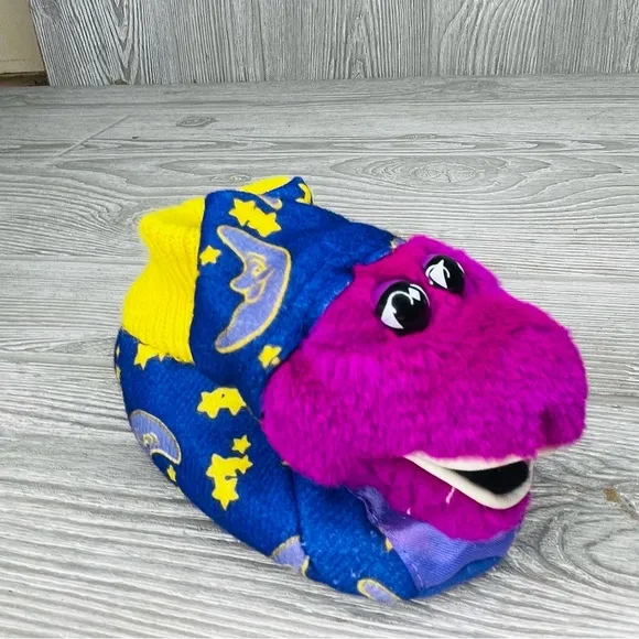 Rare Vintage 1990s retro bedtime with Barney dinosaur slippers / shoes 1-2 plush