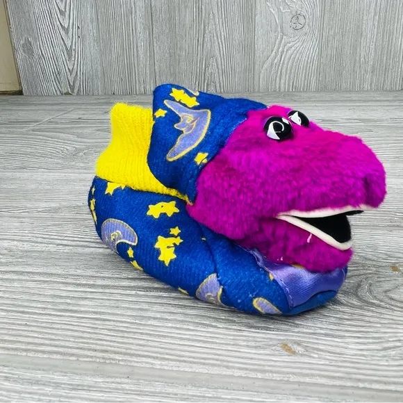 Rare Vintage 1990s retro bedtime with Barney dinosaur slippers / shoes 1-2 plush