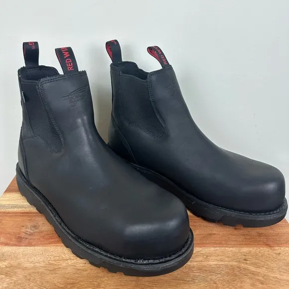 Red Wing Shoes Men’s Traction Tred Lite Chelsea Work Boots Style 2448