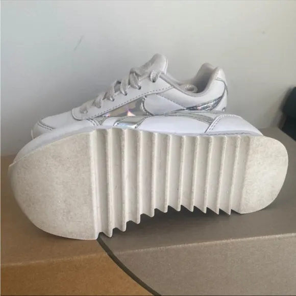 Reebok Holographic Platform White/Silver Kids Sneakers - SZ 11 C