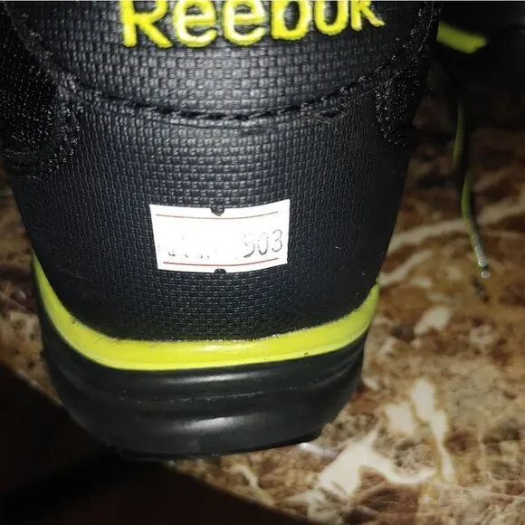 Reebok men's a room Arion RB4501 work  shoes black size 10m.   503