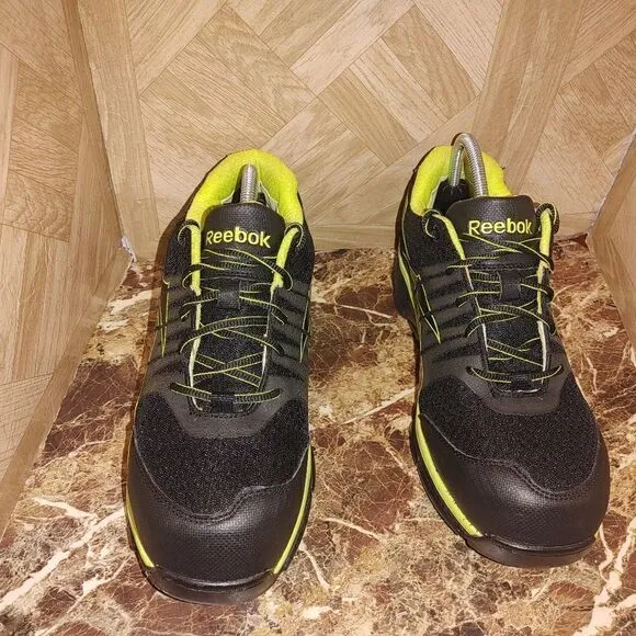 Reebok men's a room Arion RB4501 work  shoes black size 10m.   503