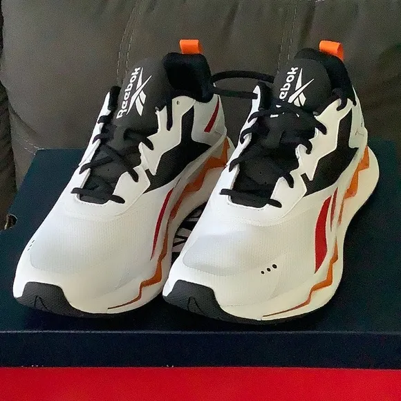 Reebok Zig Elusion Energy Unisex Shoes Size 8.5