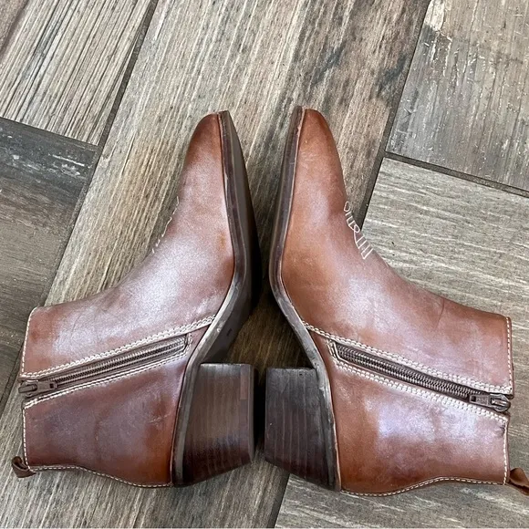ROAN by Bed Stu Aggie ankle boots size 6.5