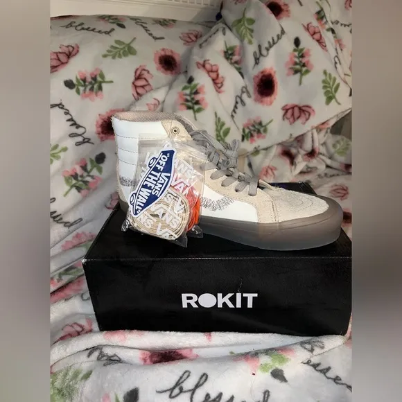 ROKIT High-Top Sneakers with Patterned Stripe