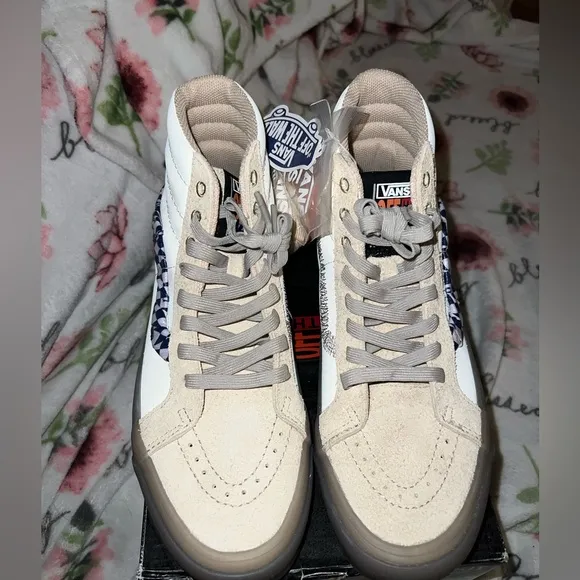 ROKIT High-Top Sneakers with Patterned Stripe