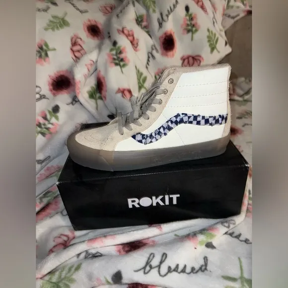 ROKIT High-Top Sneakers with Patterned Stripe