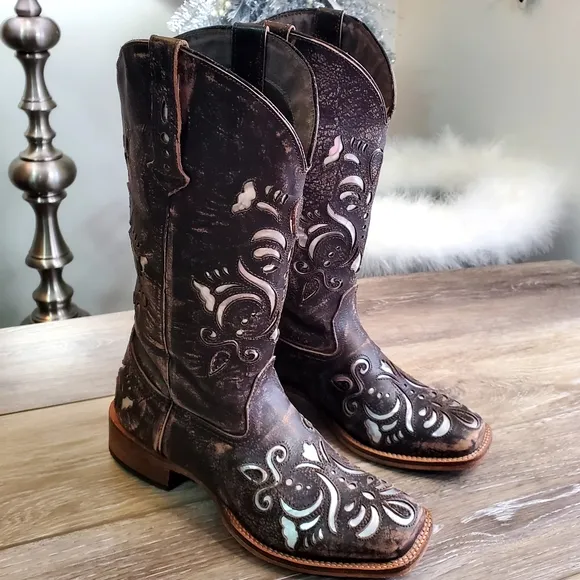 Roper women's distressed brown square toe boots/silver inlays Size 6