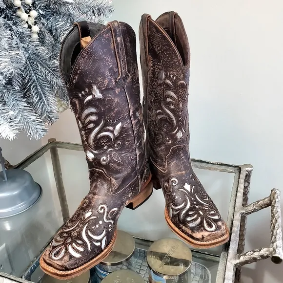 Roper women's distressed brown square toe boots/silver inlays Size 6