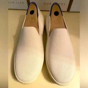 Rothy's Cream Slip-On Shoes || Size 8 || NWOT