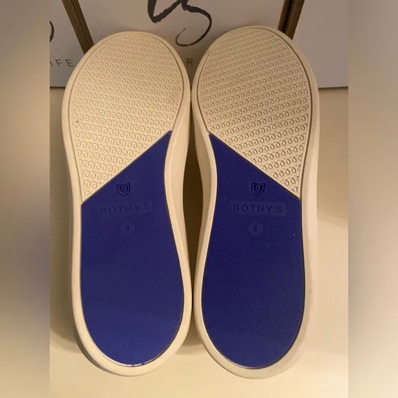 Rothy's Cream Slip-On Shoes || Size 8 || NWOT