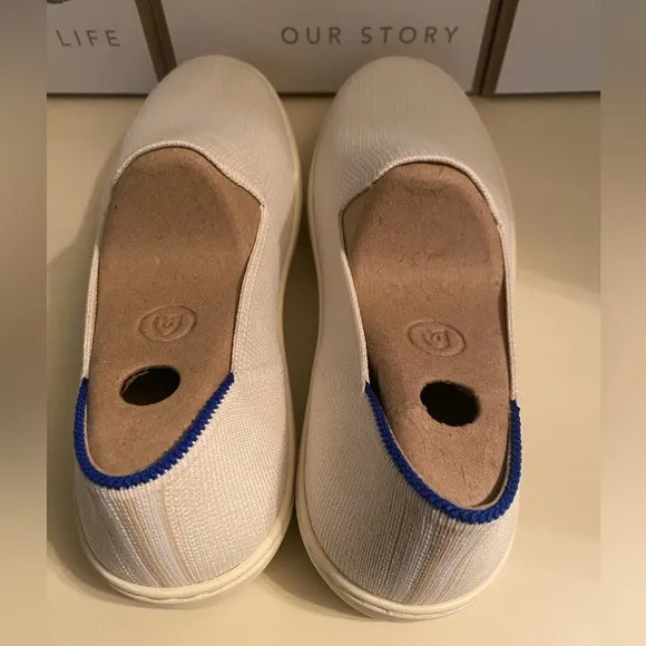 Rothy's Cream Slip-On Shoes || Size 8 || NWOT