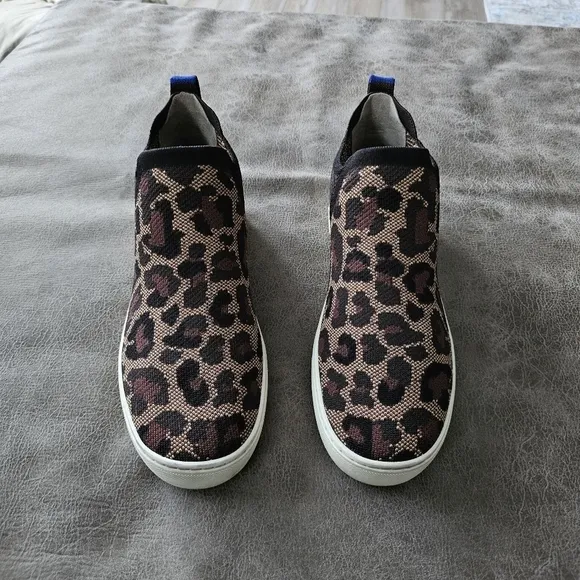 Rothys Limited Edition Wildcat Print Chelsea Booties
