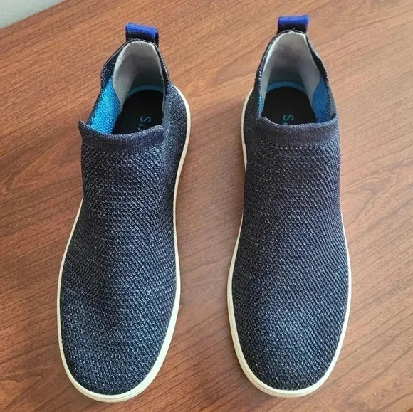 Rothy’s Metallic Lattice Stitch Chelsea High Top Slip-On Sneakers(7.5)